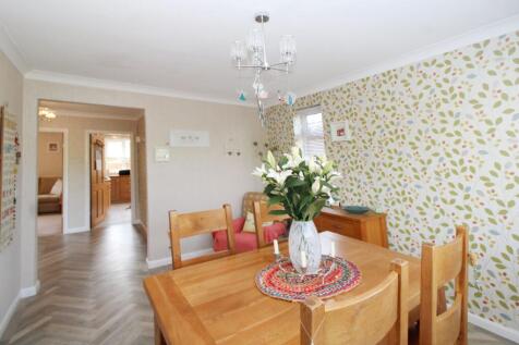 Dining Room / Bedroom 3