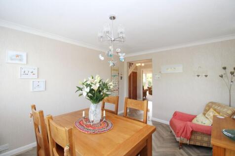 Dining Room / Bedroom 3