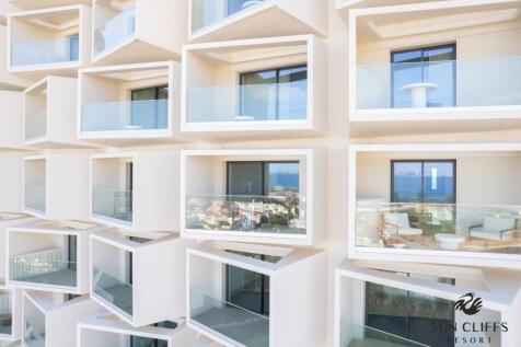 Balconys