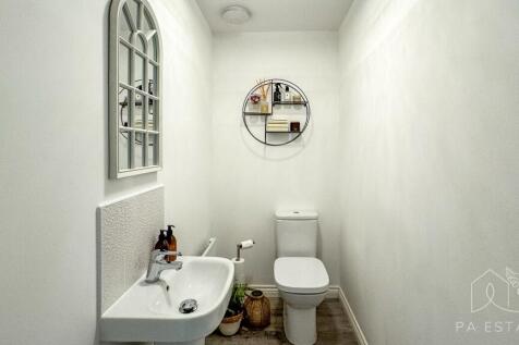 Ground WC.