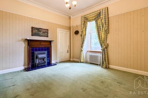 Reception room.