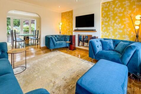 Liivng room.