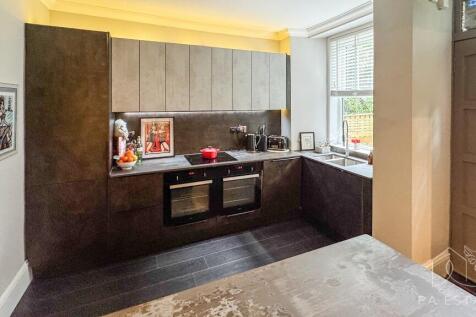 Breakfast bar.