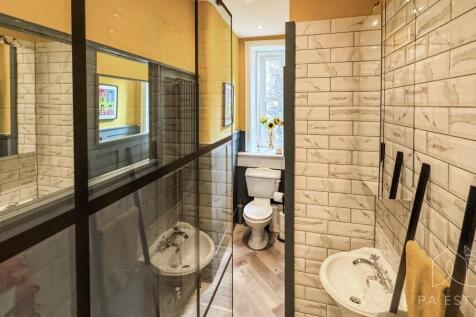 Shower Room.