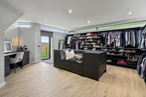 Dressing Room.