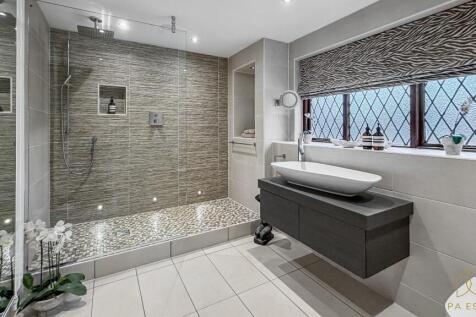 Shower Room.