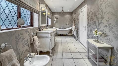 En-Suite.