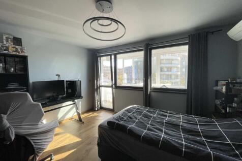 3 bedroom