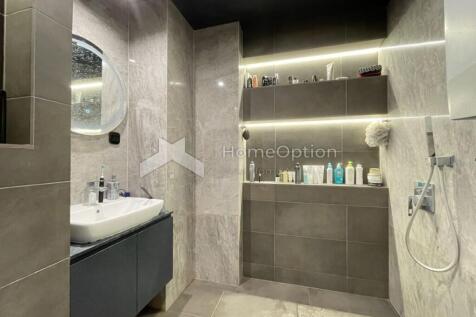 bathrom