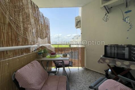 poolview terrace
