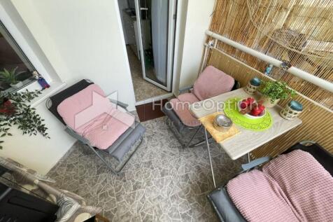 poolview terrace