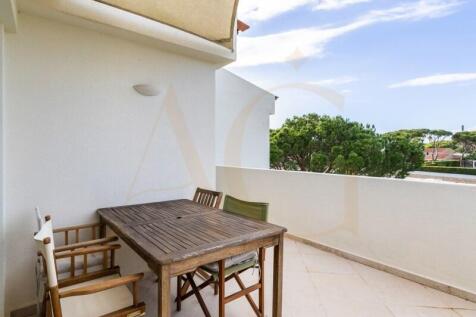 Apartment in Vale do Lobo with private terrace
