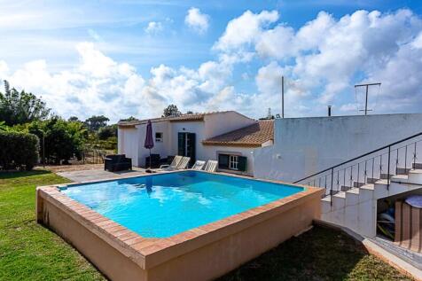 3 bedroom house in Tavira with tank