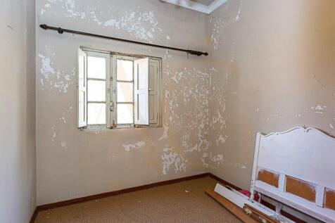 Room with lots of light