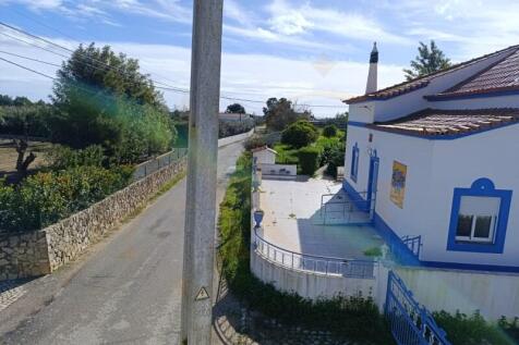3 bedroom house with land in Luz de Tavira