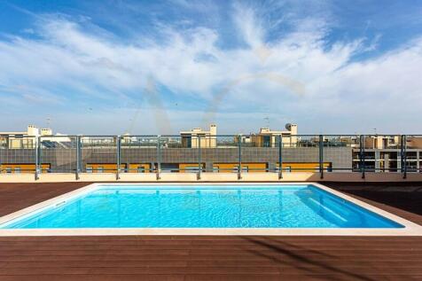 3 bedroom apartment in Olhão with balcony and shared pool