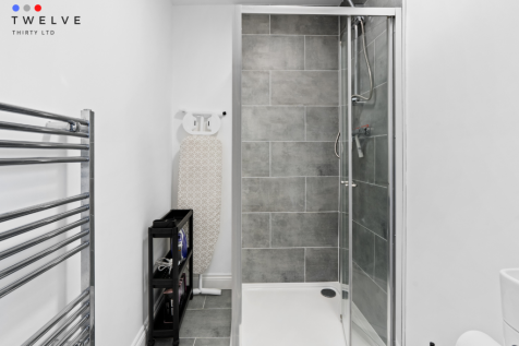 En-suire bathroom