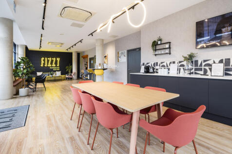 Fizzy Walthamstow 4617 Pano