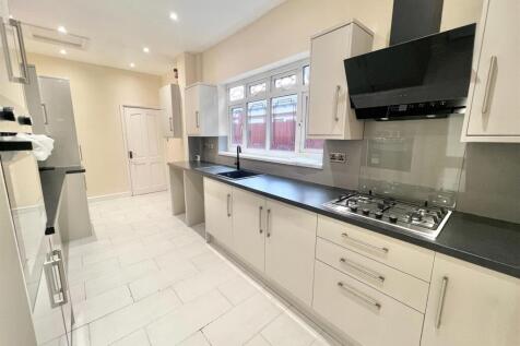 Kitchen1.jpeg