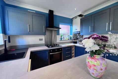 Kitchen c.jpg