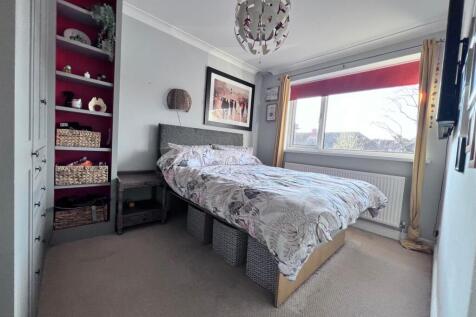 Bed 2 Front.jpg