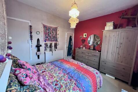 Front Bed Alt.jpg