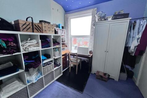 Rear Bedroom Alt.jpg