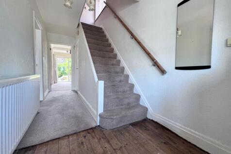 Entrance Hallway.jpg