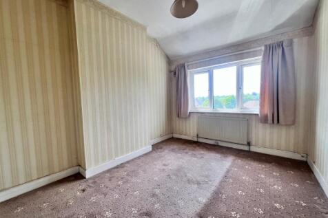 Rear Bedroom 3.jpg