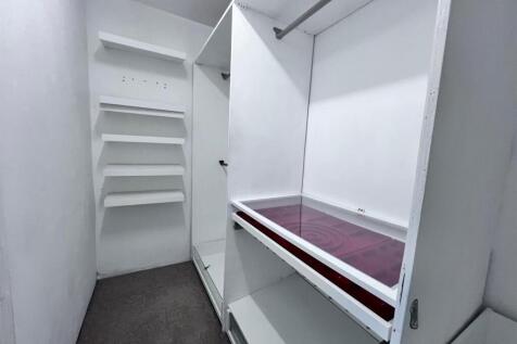 Rear Bedroom 2 Closet.jpg