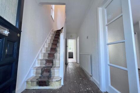 Entrance Hallway.jpg