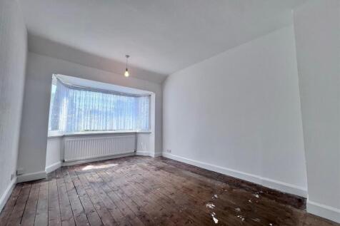 Rear Bedroom 2.jpg