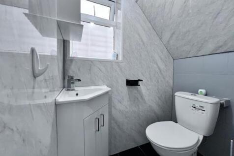 Guest WC.jpg