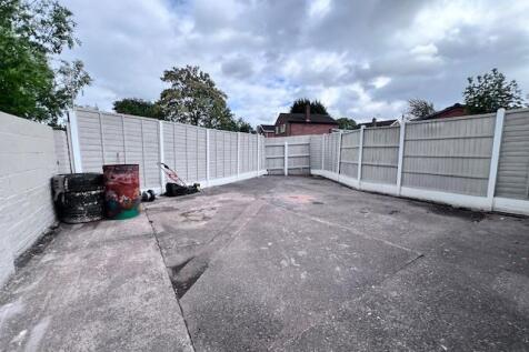 Rear Yard.jpg