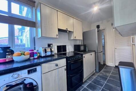 Kitchen Alt.jpeg