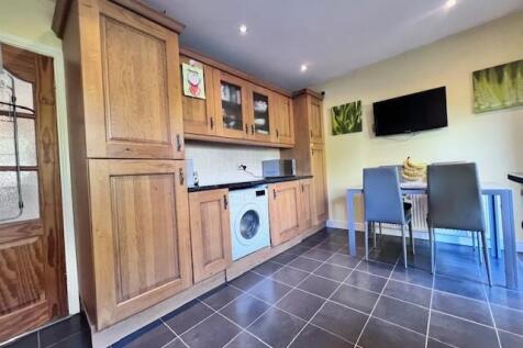 Kitchen Alt c - New.jpg