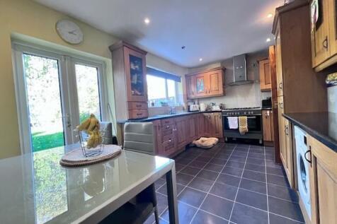 Kitchen Alt - New.jpg