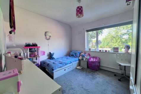 Bedroom 2.jpeg