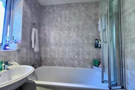 Bathroom Alt.jpeg