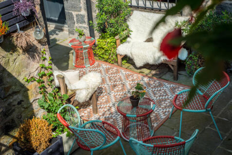 Private Courtyard