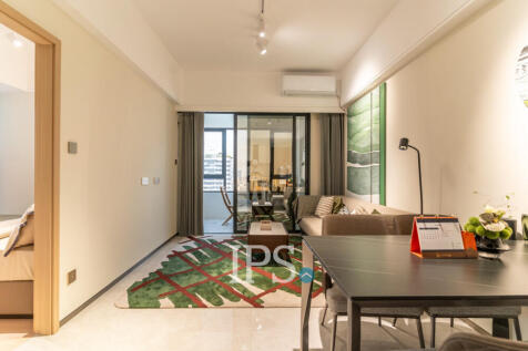 2 Bedroom Condo For Sale - Le Conde, BKK1, Phnom Penh