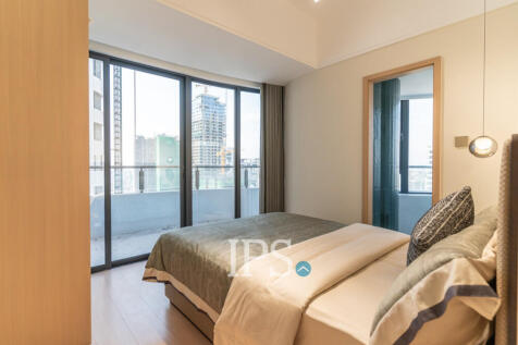 2 Bedroom Condo For Sale - Le Conde, BKK1, Phnom Penh