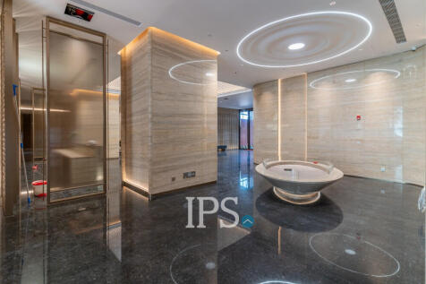 2 Bedroom Condo For Sale - Le Conde, BKK1, Phnom Penh