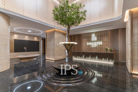 2 Bedroom Condo For Sale - Le Conde, BKK1, Phnom Penh