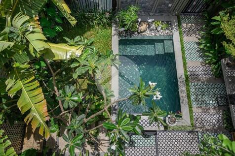 2-Storey Blooming Design Villa For Sale in Sala Kamreuk, Siem Reap