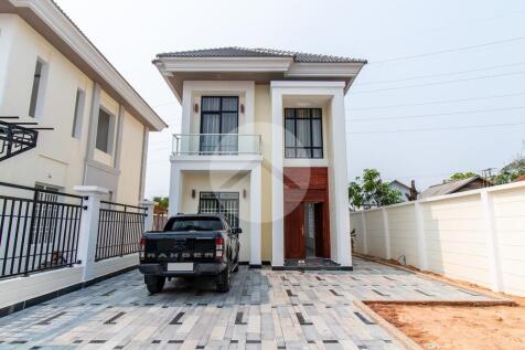 3 Bedroom Villa For Sale - Kandaek, Prasat Bakong, Siem Reap