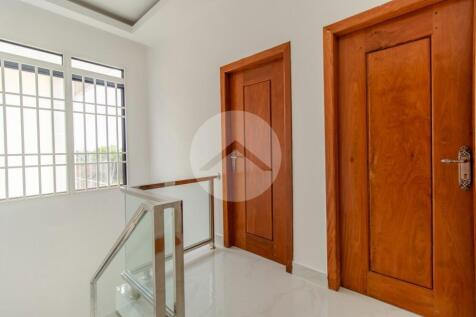 3 Bedroom Villa For Sale - Kandaek, Prasat Bakong, Siem Reap