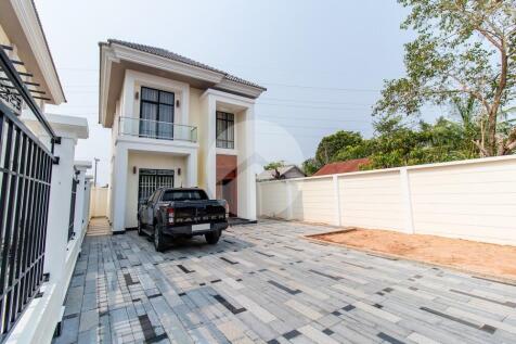 3 Bedroom Villa For Sale - Kandaek, Prasat Bakong, Siem Reap