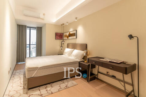 1 Bedroom Condo For Sale - Le Conde, BKK1, Phnom Penh