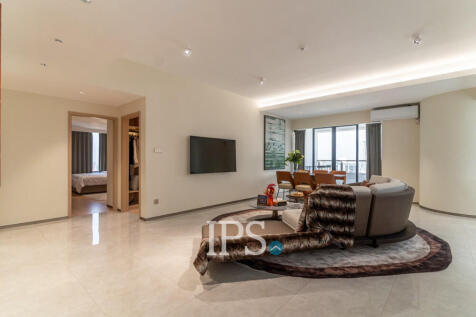 3 Bedroom Condo For Sale - Le Conde, BKK1, Phnom Penh